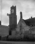 117656 Gezicht op de Domtoren (Domplein) te Utrecht, vanuit de Domsteeg.N.B.: In 1916 is de straatnaam Domsteeg ...